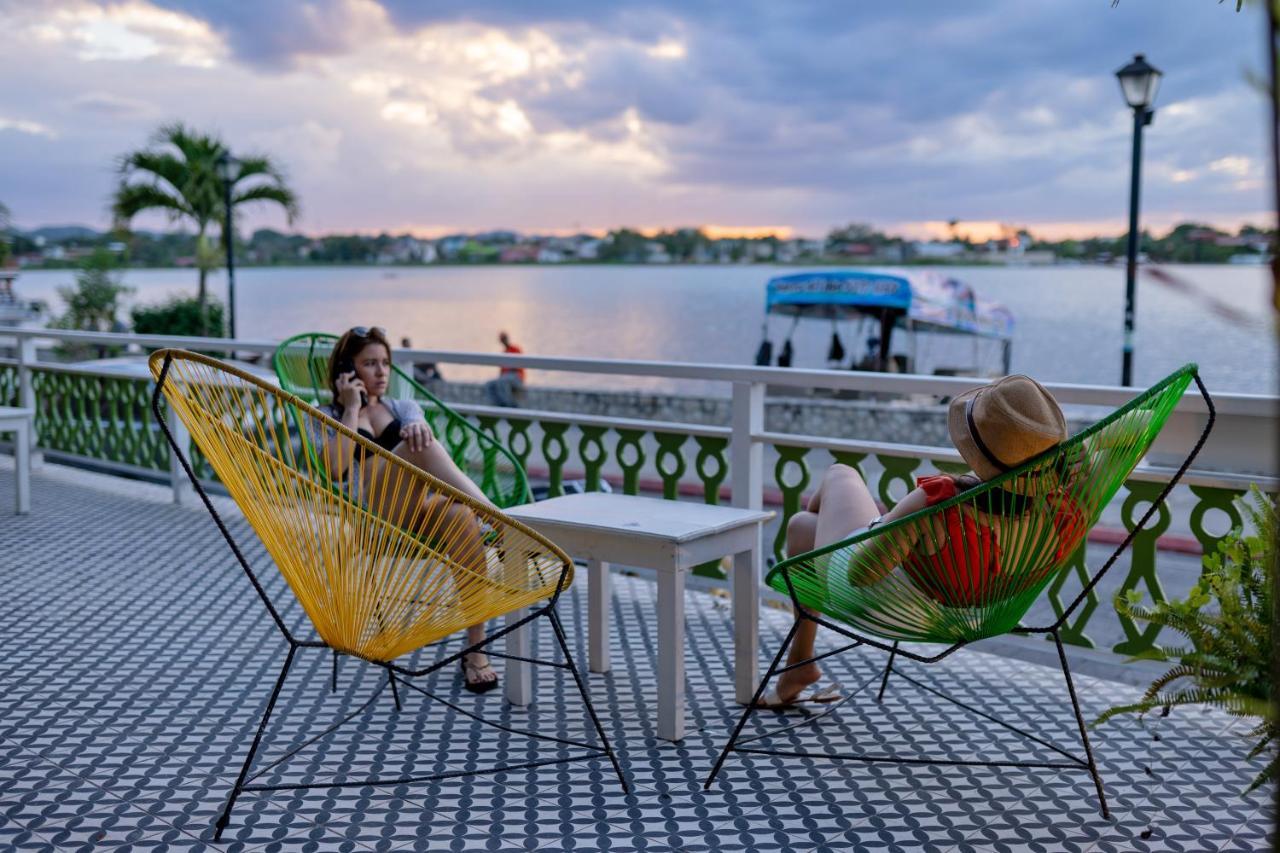 Hotel Peten Flores Extérieur photo